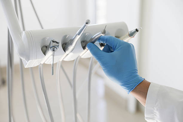 Professional Tooth Extraction technician working in Southmont, NC